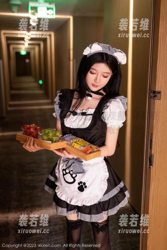秀人网 - Emily尹菲的高清美图：不仅可爱，还让你分分钟想要“收养”她！
