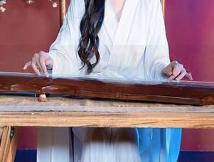 秀人网 – 敢挑战兔女郎风格？伊诺的高清实力派