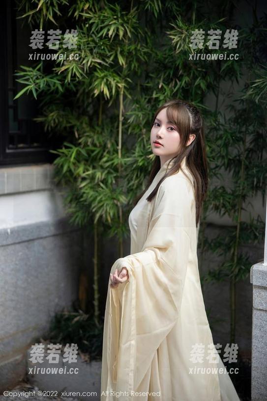 秀人网-小樱koko 秀人网 - 厨娘小樱koko,最新作品集出炉,注意力不小心被锅铲吸引了…
