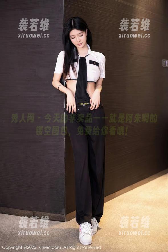 秀人网 - 今天的非卖品——就是阿朱啊的镂空图包，免费给你看哦！