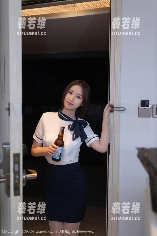 秀人网-筱慧 秀人网 - 筱慧的写真,极致魅惑与无圣光的魔力结合
