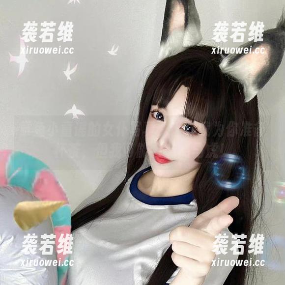 章鱼小童谣的女仆写真：请让我为你准备杯茶，但我可能会撒点马虎！