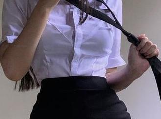 微密圈 – 一组图集献给粉色的猪陈佩奇的美脚，快来说说谁的鞋跟更优雅