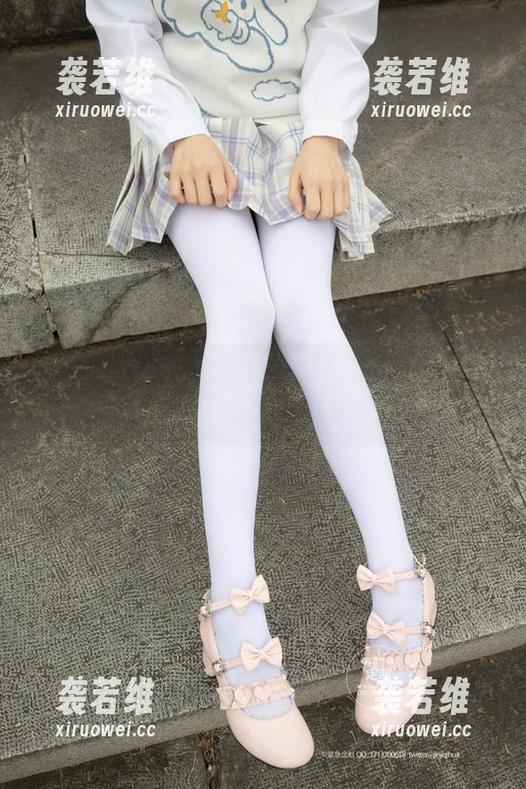 紧急企划-小婕 紧急企划 - 这个修女有点“不走心”?小婕的私房原图,仙女也有平凡的一面!