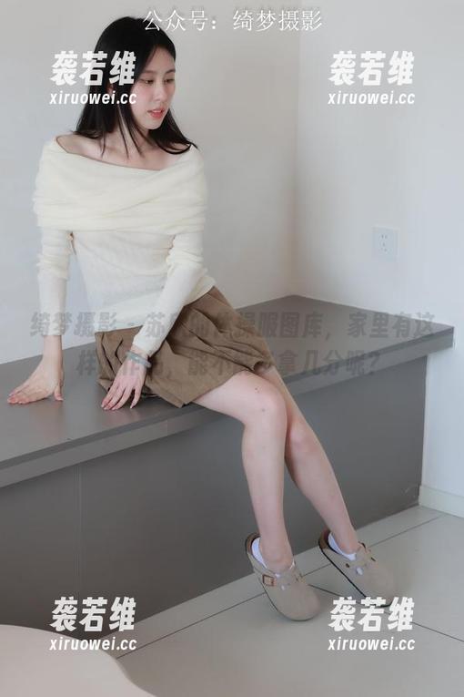 绮梦摄影 - 苏欣的体操服图库，家里有这样的作品，能不能多拿几分呢？