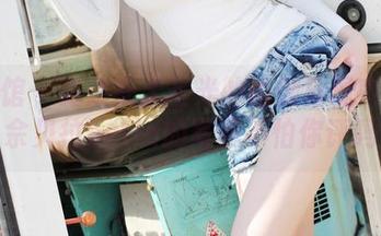 美媛馆 – 游走在无圣光的瑜伽与现实边缘，佘贝拉bella的写真不怕你评吗？