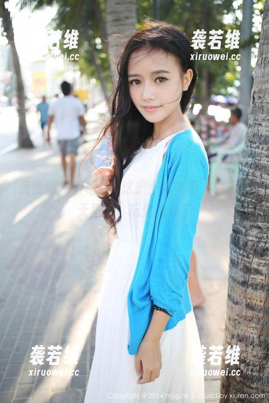 美媛馆 - 豆baby这护士的气质，真把“无圣光”玩到极致了