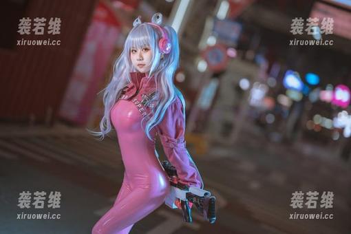 萌芽儿o0 写真时刻:萌芽儿o0校服版的“捉迷藏”