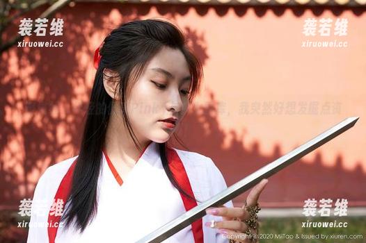 蜜桃社-佩琦Pinky 蜜桃社 - 年轻的佩琦Pinky与少女图库,我突然好想发掘点资源!