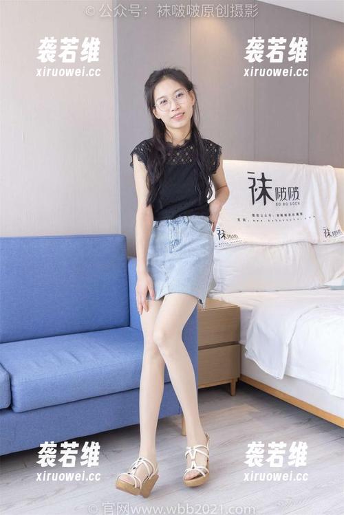 袜啵啵-小甜豆 袜啵啵 - 打开高清写真:小甜豆泳装,谁说清凉就不能有点坏心思?