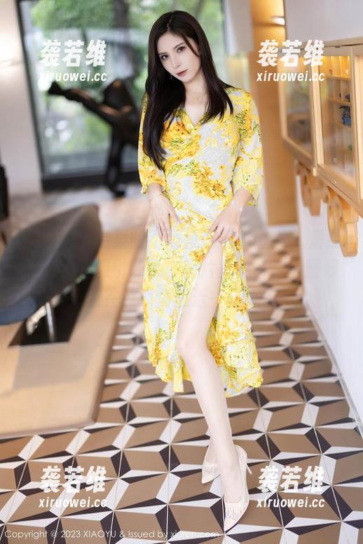 语画界-徐莉芝Booty 语画界 - 温柔的不是徐莉芝Booty,是我这份被她吸引的心,图片里一瞥,原图好像在说‘再靠近一点’。