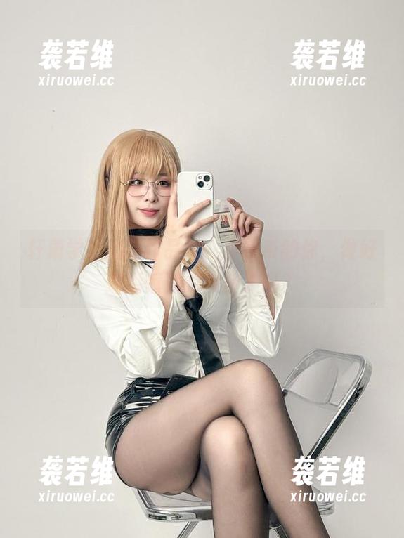 轩萧学姐的新作品集，粉色系的你，做好迎接惊喜的准备了吗？