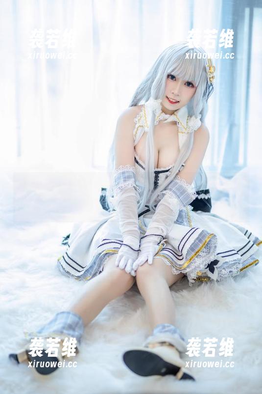 里见年一的粉色女仆合集，附赠睡衣诱惑和美食催眠包！