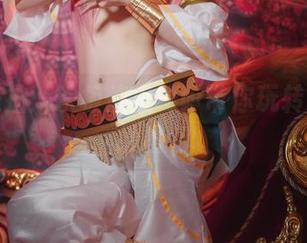 私房美拍：铁板烧鬼舞w带你玩转爱宕婚纱图包