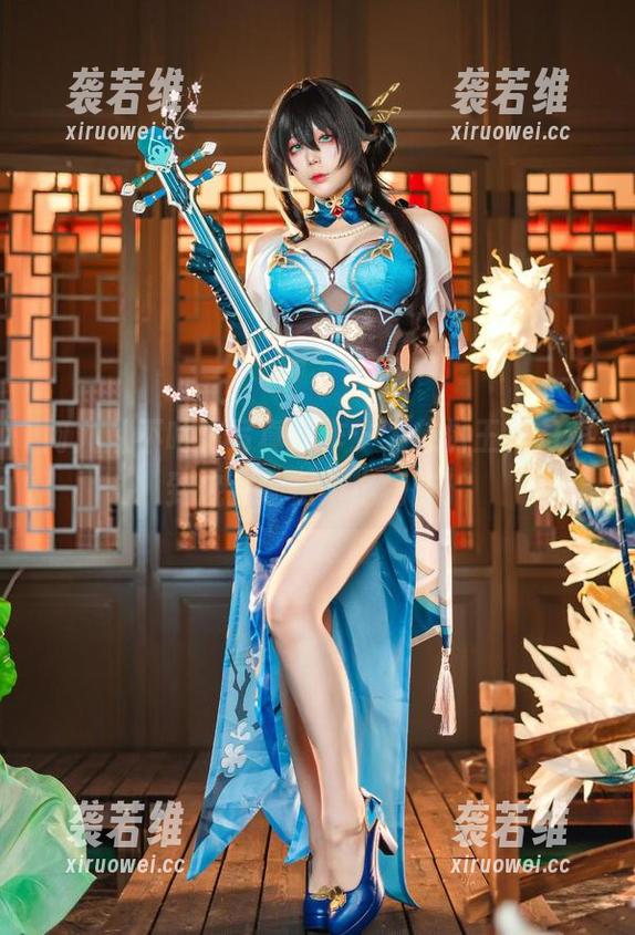 阿九从不咕咕写真新作：大慈树王，归根到底我还是个小树苗！