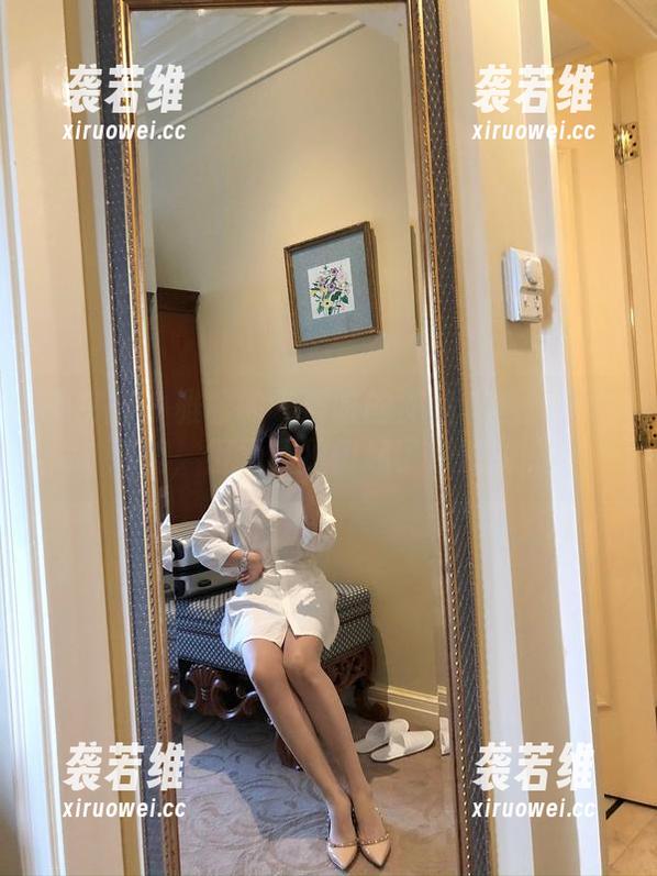 微密圈 - 雅雅的气质呀的旗袍套图：有点清纯，但又让我想起了点别的。